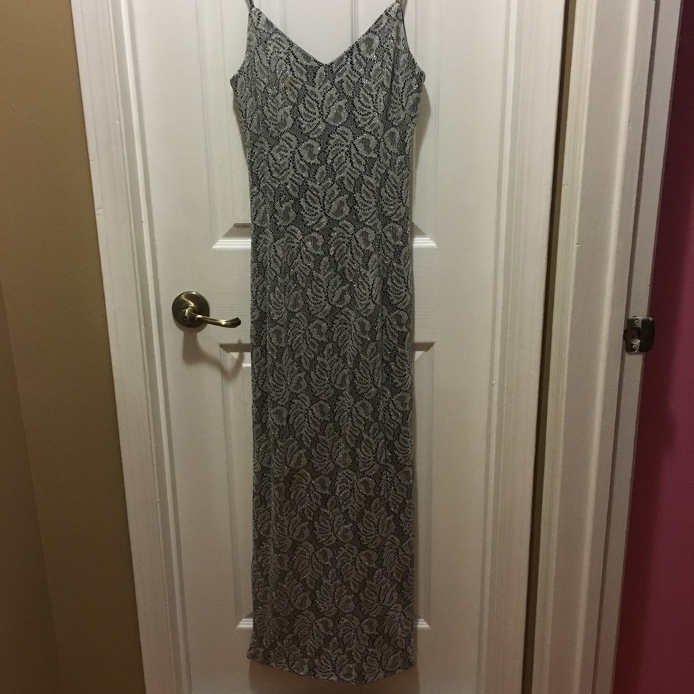 90’s Long Silver Evening Gown - Picture 1 of 4